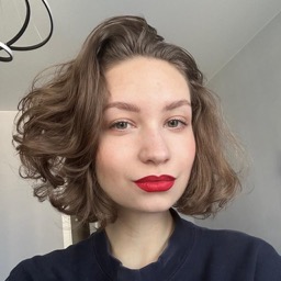 Полина Разорёнова